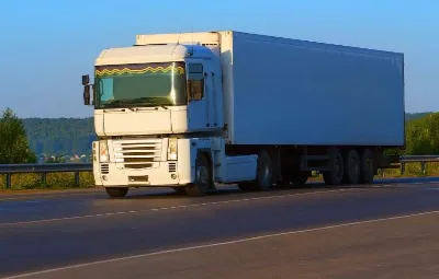 İzmir ile Sürmene Arası Öğrenci Eşyası Taşıma